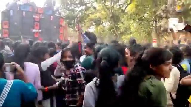 4x Zone pg College Baikunthpur Saraswati visarjan papa ki pari log ka dance смотреть онлайн