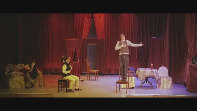 Одолжите тенора | Театральная студия "Дебют" смотреть онлайн