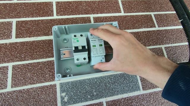 Сам установил солнечную станцию! Теперь практически не оплачиваю счета за электроэнергию! смотреть онлайн