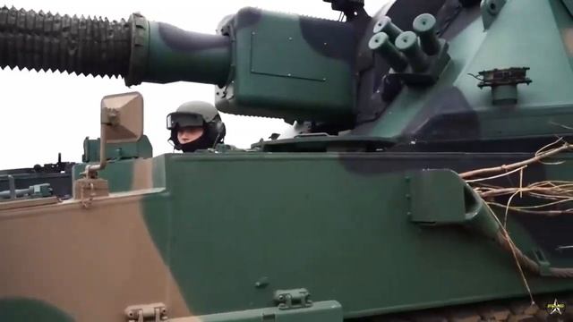 The first Polish K2 tanks and K9 howitzers were delivered смотреть онлайн