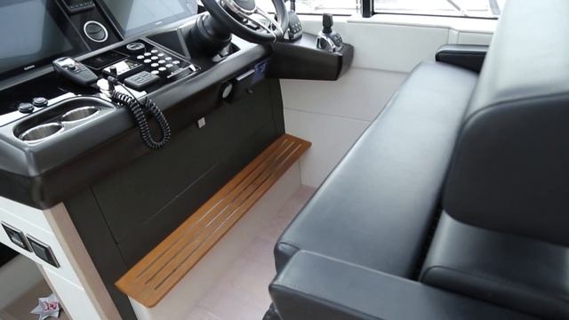 Sunseeker Predator 50 смотреть онлайн
