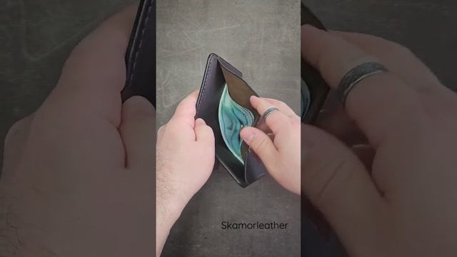 докхолдер из кожи ручной работы. изготовление кожаных изделий на заказ, #кожаныеизделия смотреть онлайн