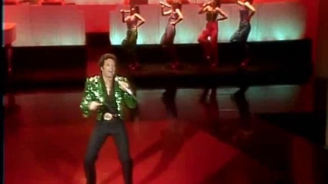 DELILAH...TOM JONES LIVE смотреть онлайн
