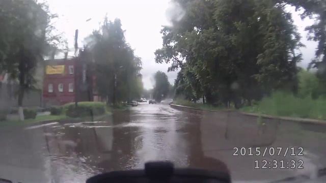 Ливень в Кирове 12.07.2015 смотреть онлайн