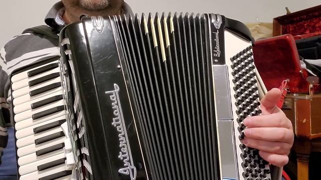 SOLD! - Perfect Brand New Italian Lira Accordion смотреть онлайн