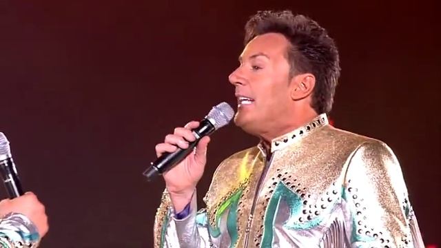 22 Toppers in concert 2013 Latin Fiesta Medley смотреть онлайн