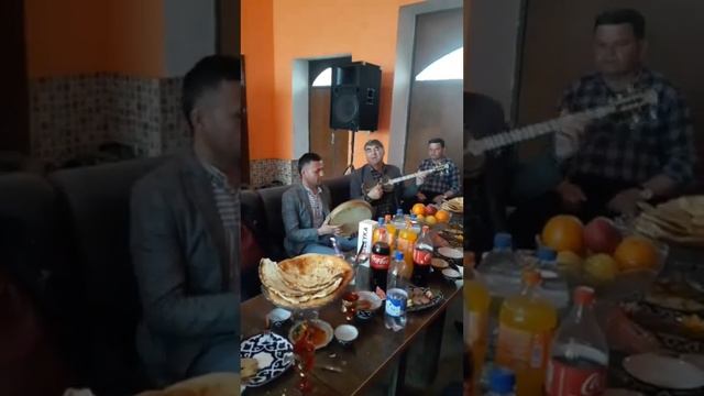 Komiljon Rahimov tavalud ayomida jim jim muxlislar talabiga binoan смотреть онлайн