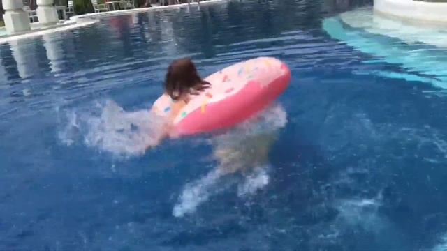 ♥️•WETLOOK• The Best Video 📷. Sexy Dance Lady... Pink Tank Top, White Shorts, White Long Knee-highs