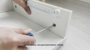 Видеоинструкция по сборке: Туалетный столик с зеркалом и ящиком