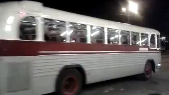 Buses ZIS-127 and RAF-976 in Riga. смотреть онлайн