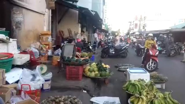 28.02.19 Авокадо на рынке Сом Мой 30.000 донгов за килограмм. Видео Никиты Старостина смотреть онлайн