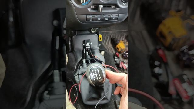установка Sensor на ладу гранта мкпп!!! убираем программную нейтраль!)) смотреть онлайн