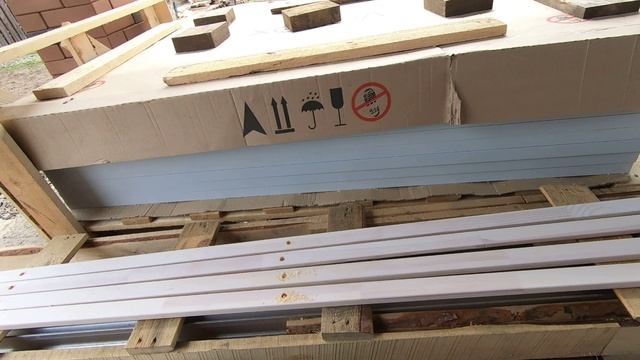 Необычные потолочные плинтуса на мансарде из хлопка и дерева смотреть онлайн