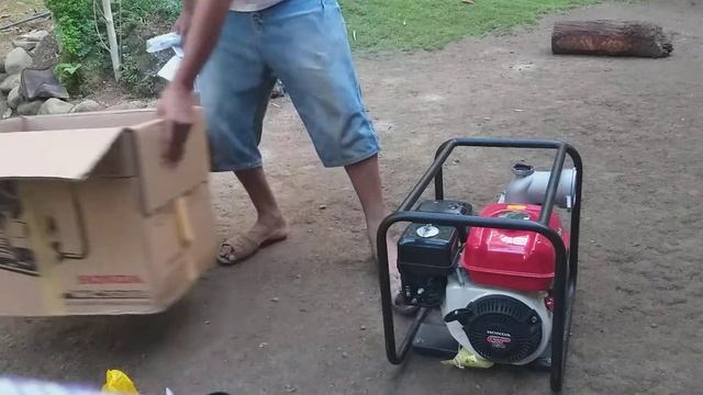 HONDA WL30XH Water Pump Unboxing смотреть онлайн