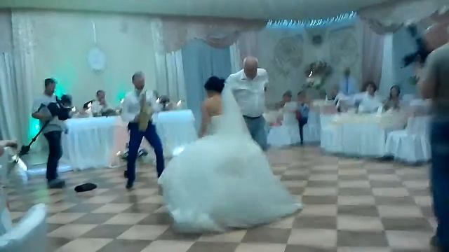 Тарас Богонис Мамба N5 отжигаем смотреть онлайн