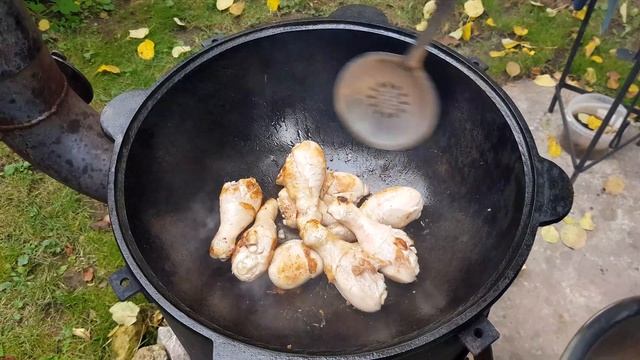 КУРИЦА в томатном соусе по-филиппински в КАЗАНЕ. смотреть онлайн