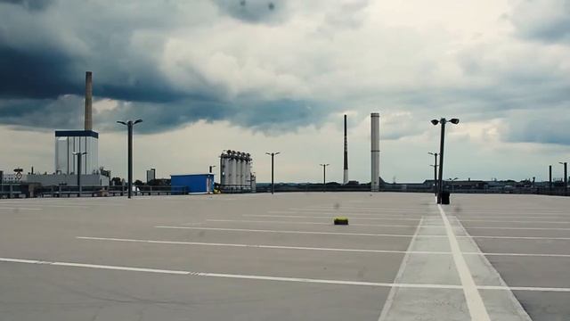 Xray RX 8 Hochgarage Köln смотреть онлайн