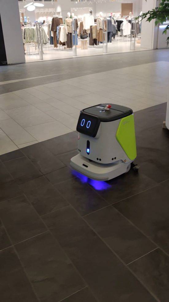 Роботы среди нас