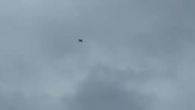 Jaguar twin-engine fighter plane in kanpur.. смотреть онлайн