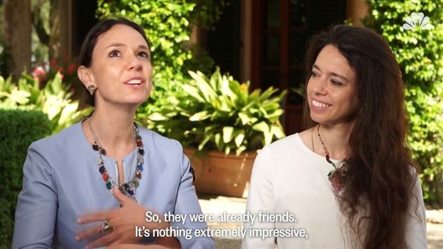 Behind The Smile: The Descendants Of The Real Mona Lisa | NBC News смотреть онлайн