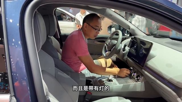 Denza N8 is priced at RMB 320,000. Is it really powerful or is it just BYD? смотреть онлайн