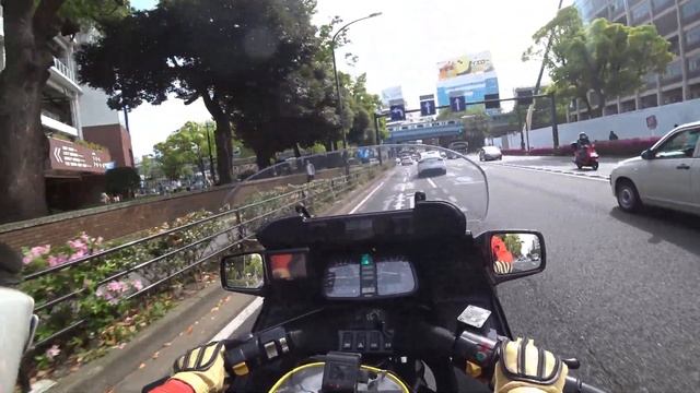 Yokohama China Town / BMW K1100LT смотреть онлайн