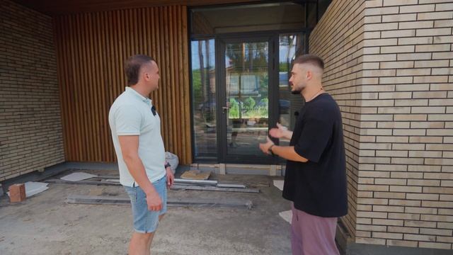 Эти принципы можно применить при строительстве любого дома. Обзор коттеджа с остеклением «АЛЮТЕХ» смотреть онлайн