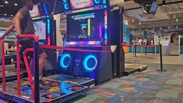 Pump It Up Phoenix Hercules D15 Patch 2.00 [PIU] смотреть онлайн