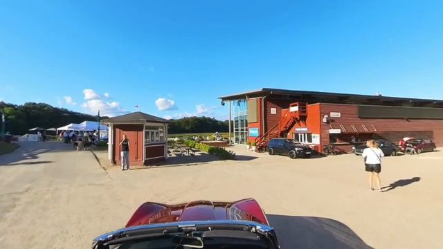 Insta360 X3 360 Camera Footage - What Does 5.7K 360 Video Look Like on YouTube? смотреть онлайн