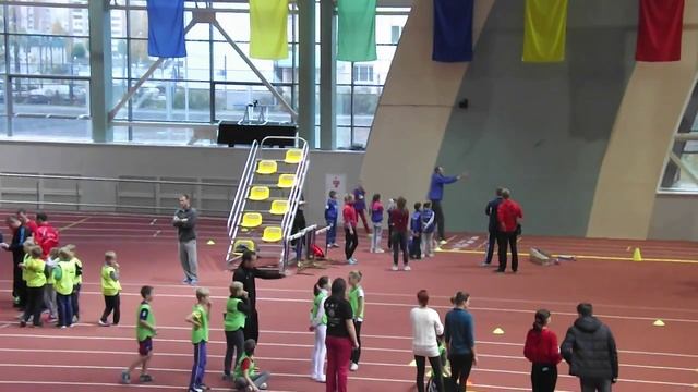 Good competition for children смотреть онлайн