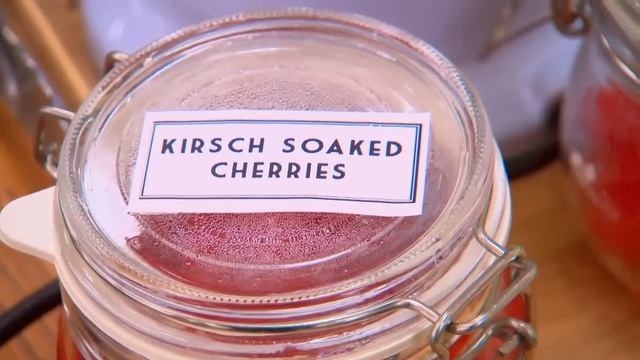 The Great Canadian Baking Show S07E05 - Old School Week