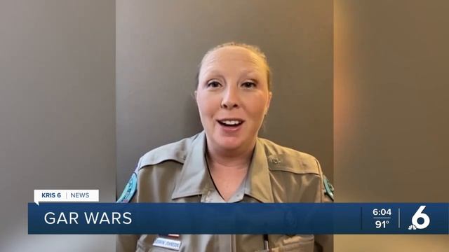 Woman bitten by alligator gar смотреть онлайн