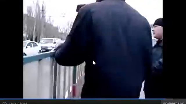 МОЛОДЕЦ Мужик Луганск 12 04 2014 смотреть онлайн