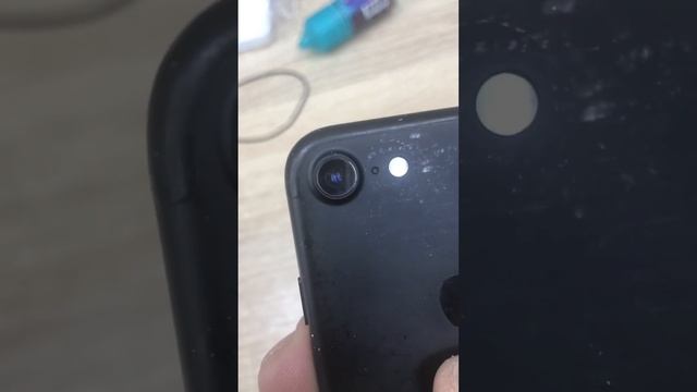 iPhone 7-с дефектами смотреть онлайн