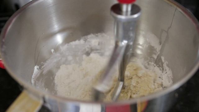 How To Make MICROWAVE MARZIPAN - Easy tips and tricks смотреть онлайн