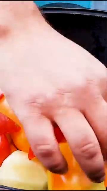 Закинули всё в холодный КАЗАН и забыли на час. Басма в казане. #shorts смотреть онлайн