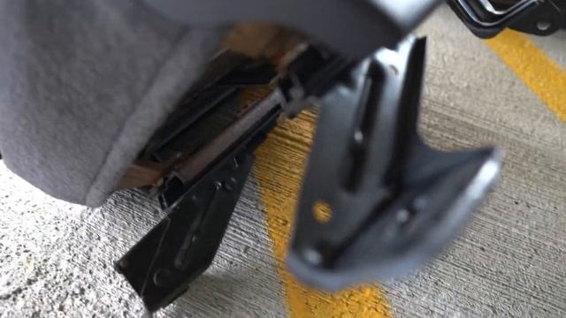 98 Cherokee XJ Overland Project (Part 3: new seats) смотреть онлайн