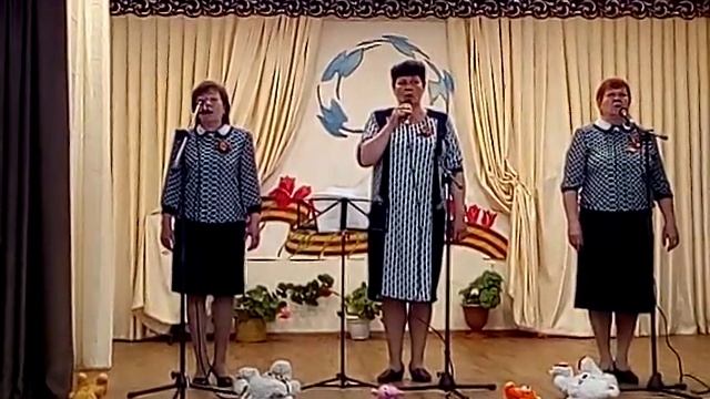 Журавли-песня о солдатах.Вокальная группа "Элегия" смотреть онлайн