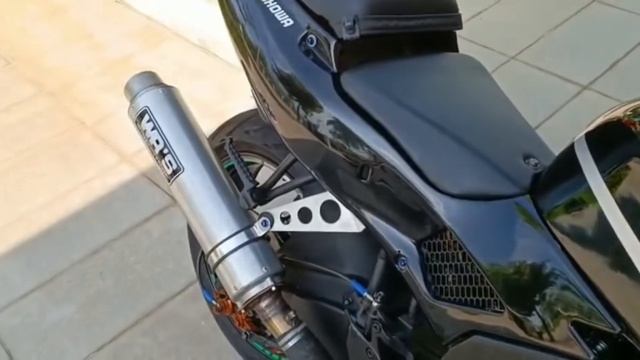 Kawasaki ZX4R ZXR400 Ninja ZXR 400cc Big Brother of ZXR250 ZX2R Fully Restored Limited Edition смотреть онлайн