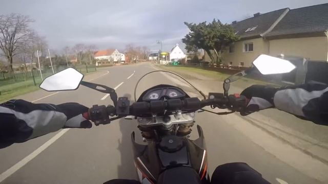 Kleine Ausfahrt mit der Sachs ZX 125 001 смотреть онлайн