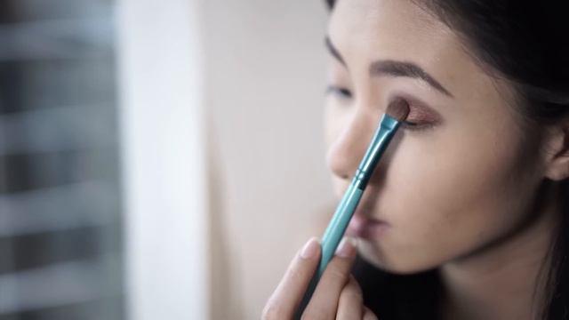 OLIVIA'S BEAUTY SERIES: GLAM MAKE UP смотреть онлайн