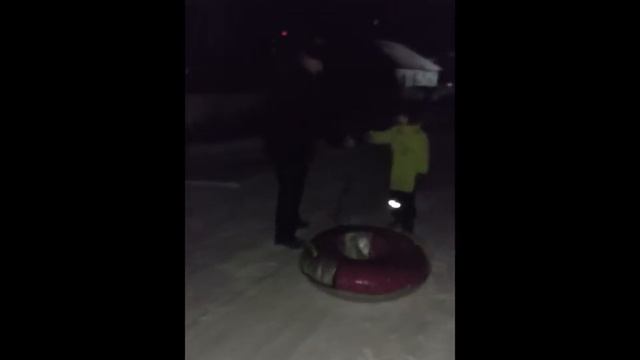 Вечерняя прогулка с внуком Димой. смотреть онлайн