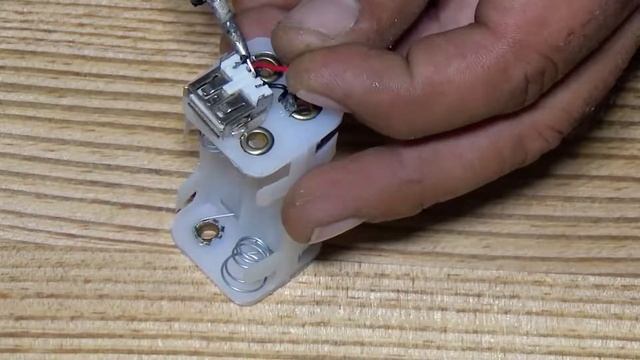 1.5 Volt battery power bank смотреть онлайн