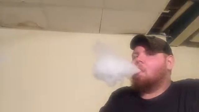 Jimmy the juice man (strawberry astronaut) смотреть онлайн