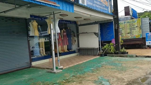 Restuarant around Merlin Resort Khao Lak is Open ?? смотреть онлайн