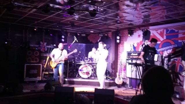 VID_2022-07-22_212311 Forever Queen - Headlong