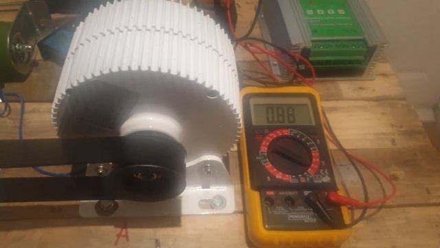 Fault finding 600w 24V PMA Permanent Magnet Alternator) against 24V MPPT Charge Controllers. смотреть онлайн