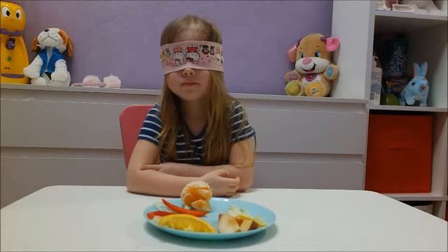 Челлендж угадываю фрукты и овощи) смотреть онлайн