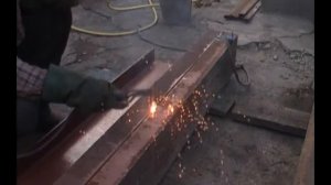 Сварка швеллеров на стойки ворот