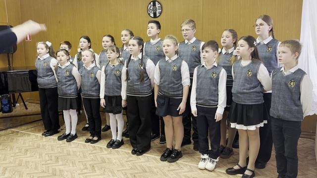 "Город детства" Муз. В. Синенко, сл. С. Уриха смотреть онлайн